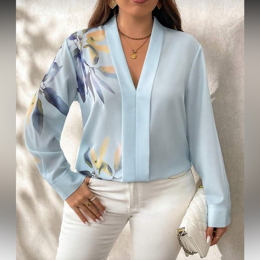 Classic Plus Size Floral Print V-Neck Long Sleeve Light Blue Top Blouse Shirt